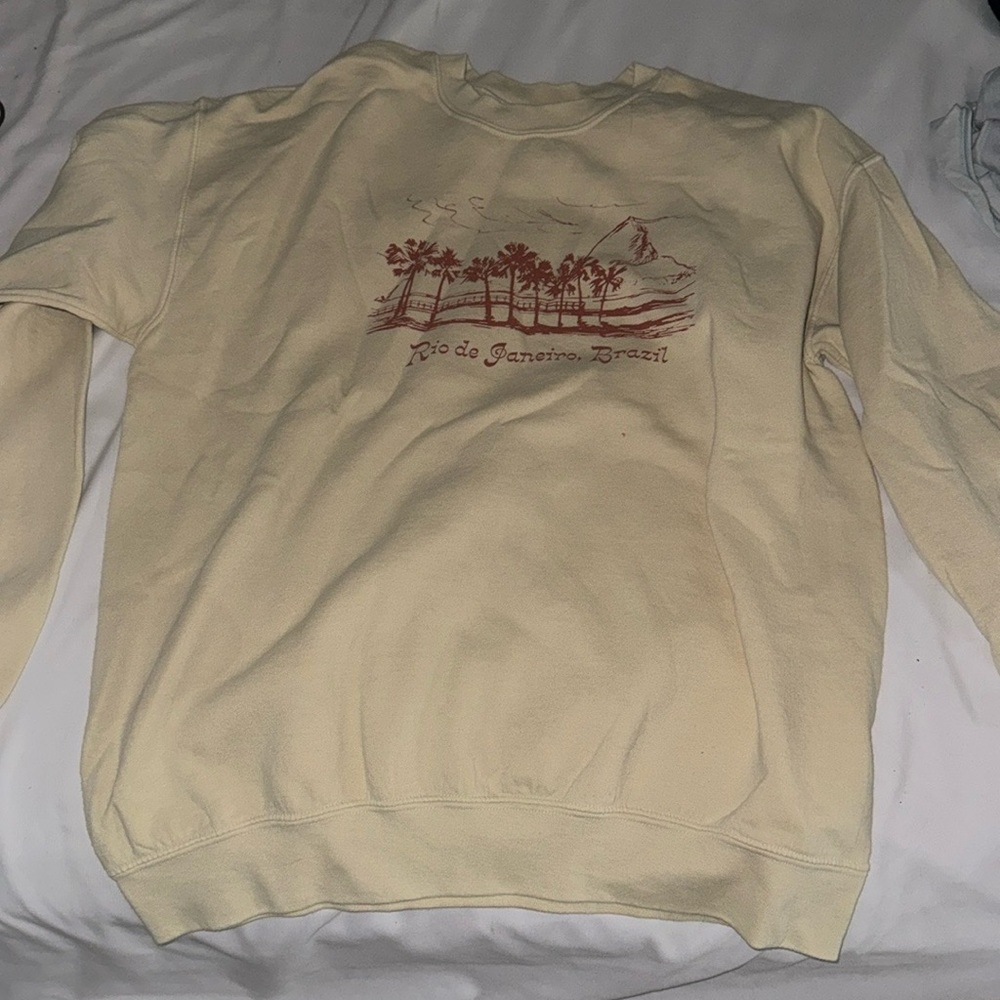 Sweatshirt